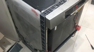 Cách sửa máy rửa bát Bosch báo lỗi E20